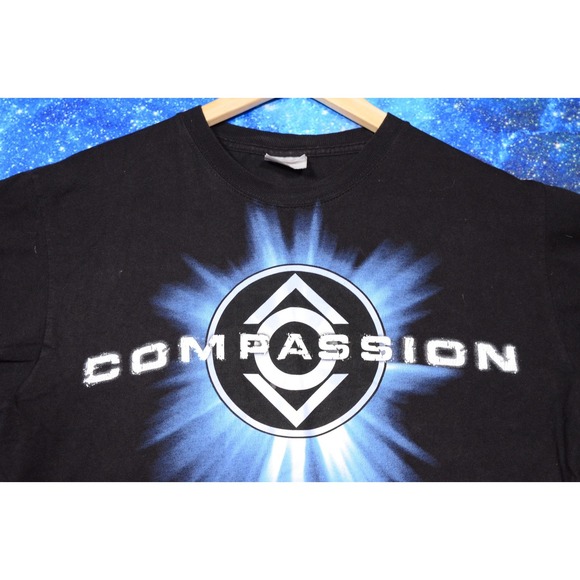Vintage DC Comics Compassion Shirt‎ Mens Medium Graphitti Lantern Corps 2009 Tee - Picture 2 of 9